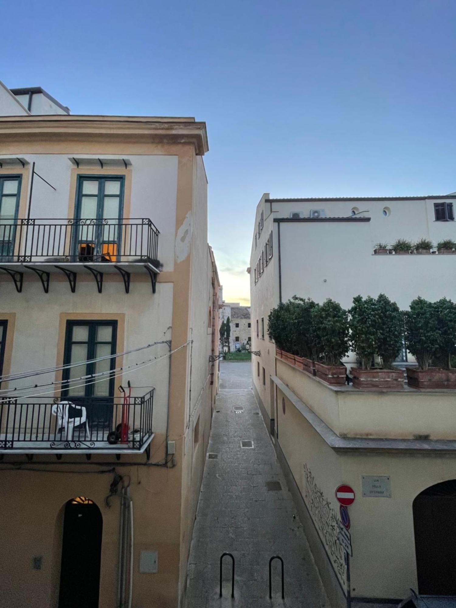 Hola House Alla Kalsa Palermo Buitenkant foto