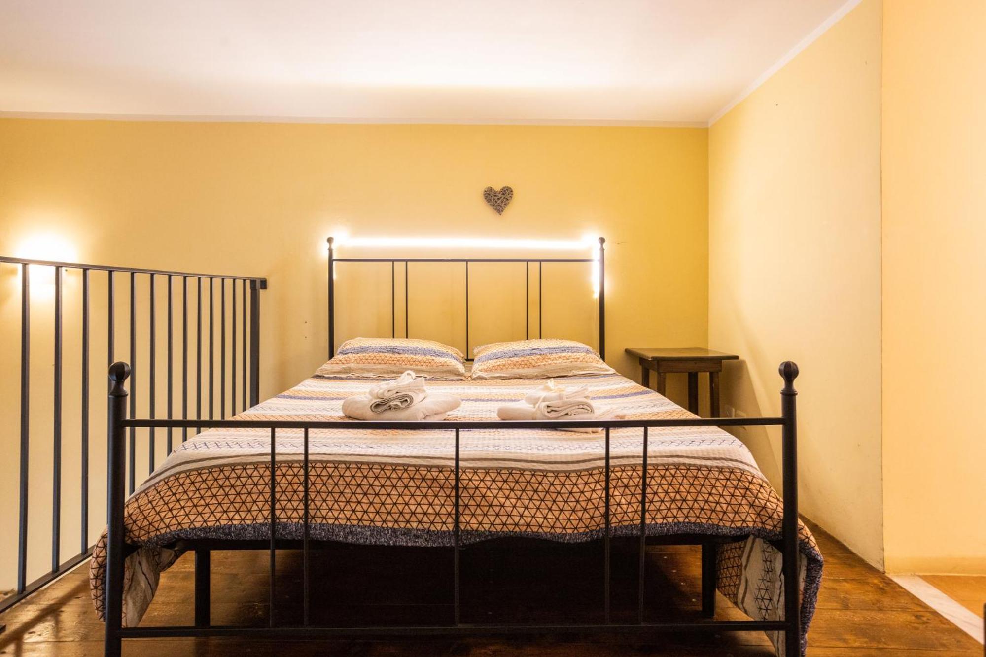 Hola House Alla Kalsa Palermo Buitenkant foto